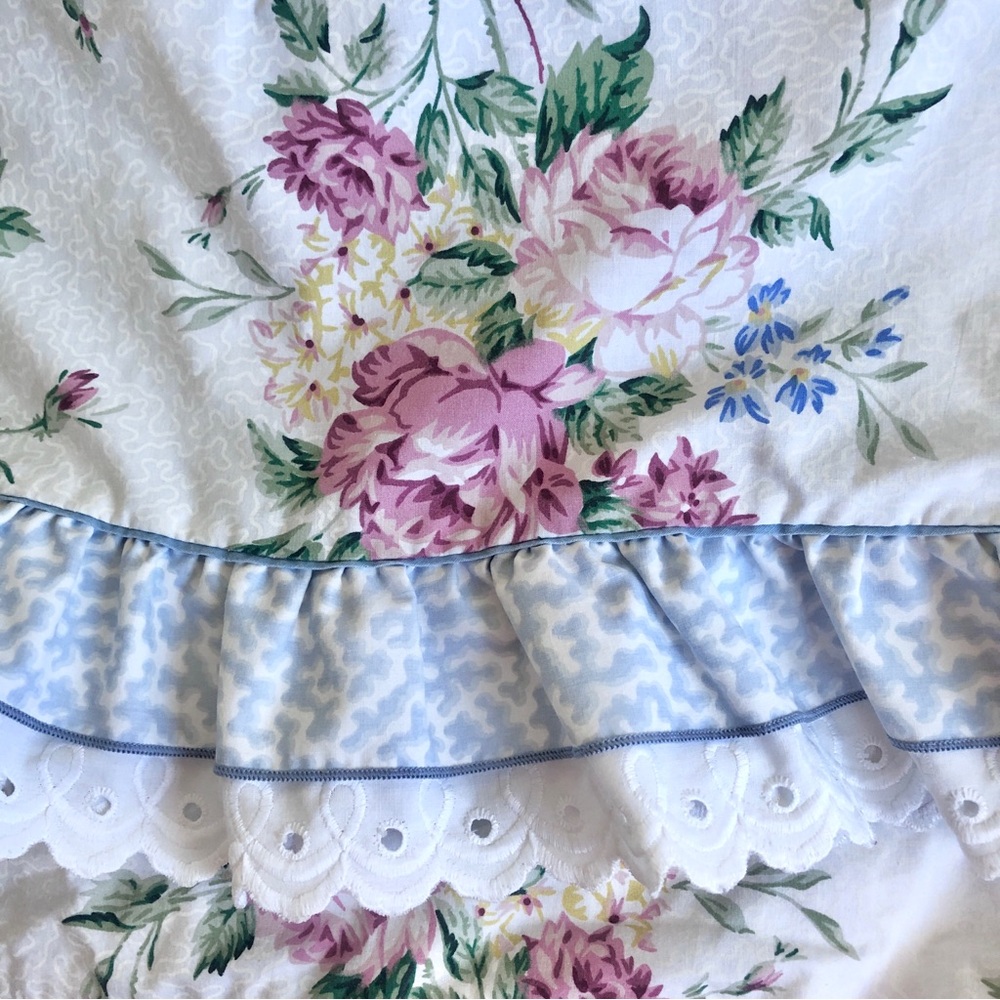 Vintage Waverly Belle Rive Floral Eyelet Lace Ruffle King Flat Sheet Cottagecore